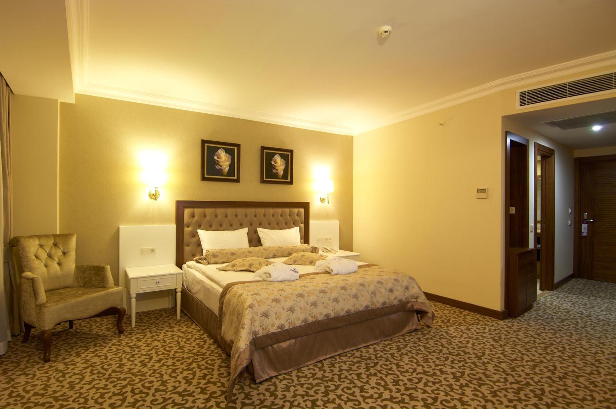 Safran Thermal Resort Сандикли Экстерьер фото